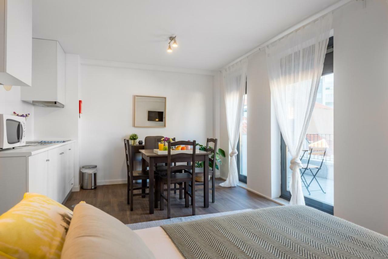 Samasal Trindade Apartments Porto Exterior photo